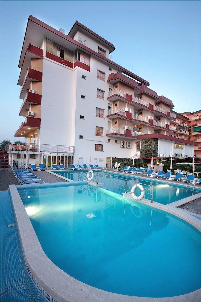 Gallia Club Hotel Cesenatico Extérieur photo