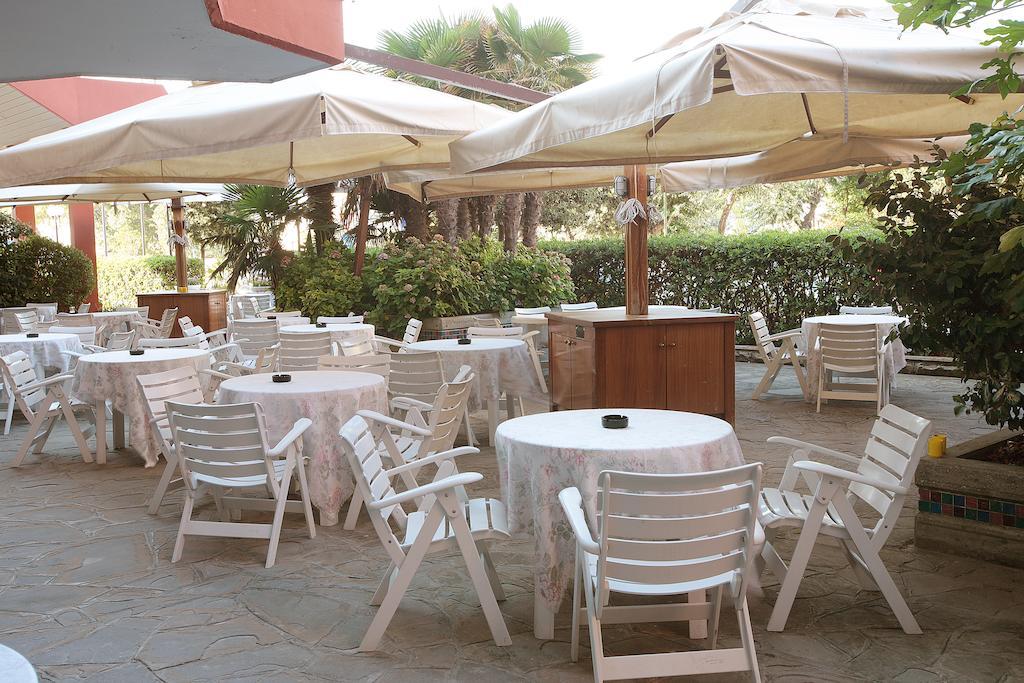 Gallia Club Hotel Cesenatico Extérieur photo